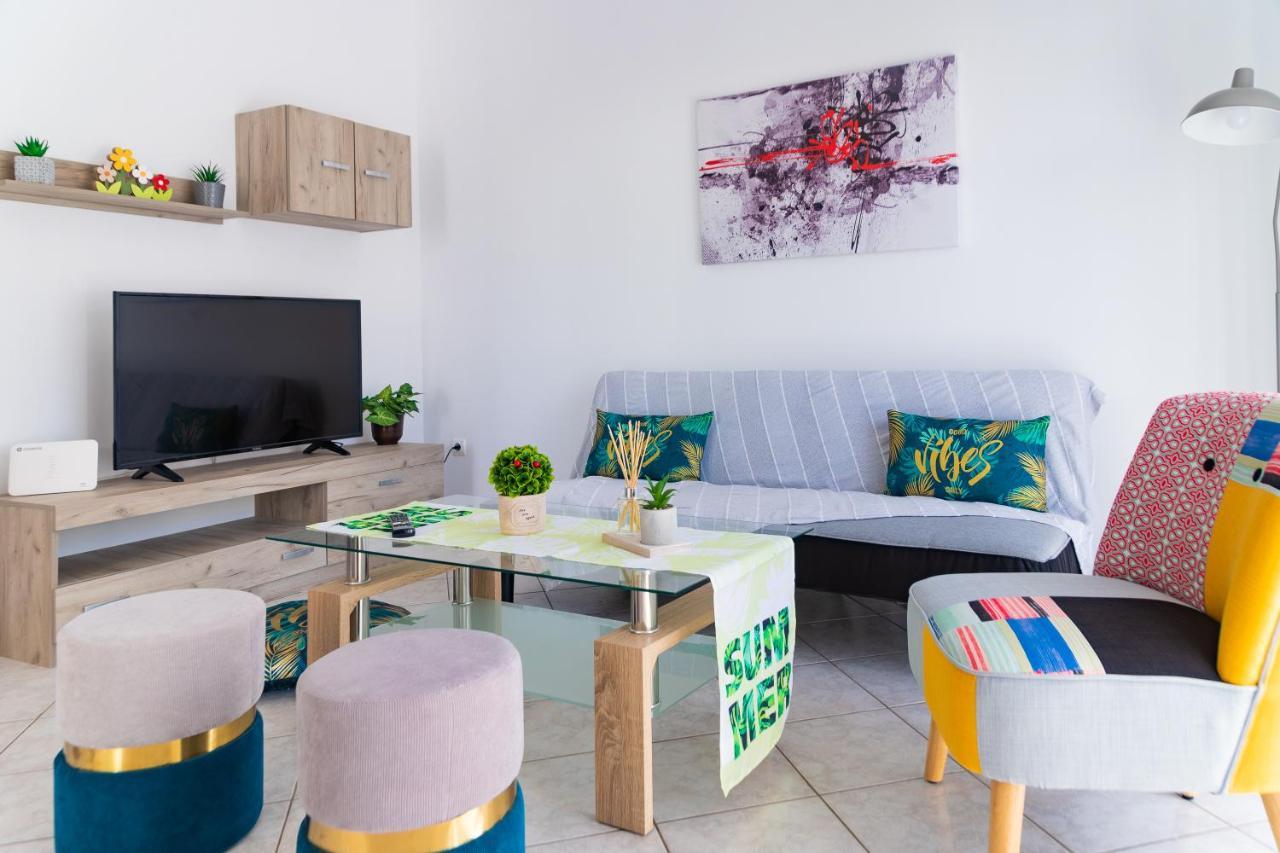 Grigo Apartments อเล็กซานโดรโพลิส ภายนอก รูปภาพ