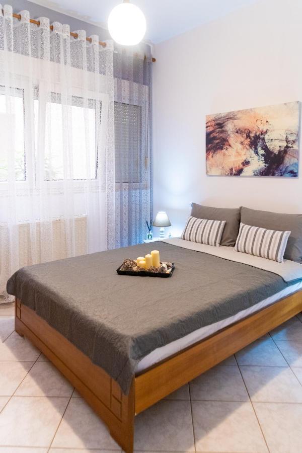 Grigo Apartments อเล็กซานโดรโพลิส ภายนอก รูปภาพ