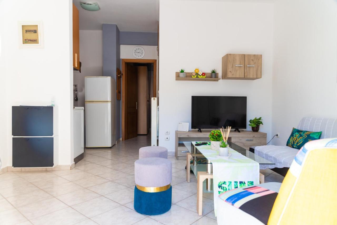 Grigo Apartments อเล็กซานโดรโพลิส ภายนอก รูปภาพ